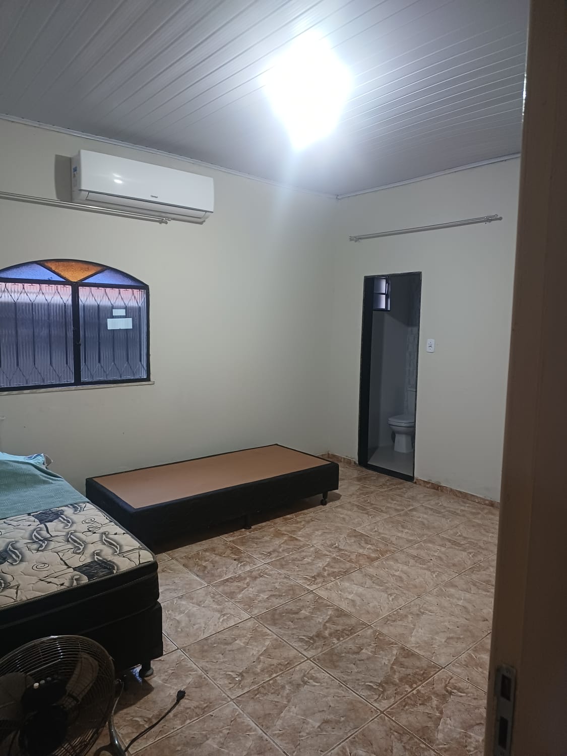 Casa com área gourmet e canil
