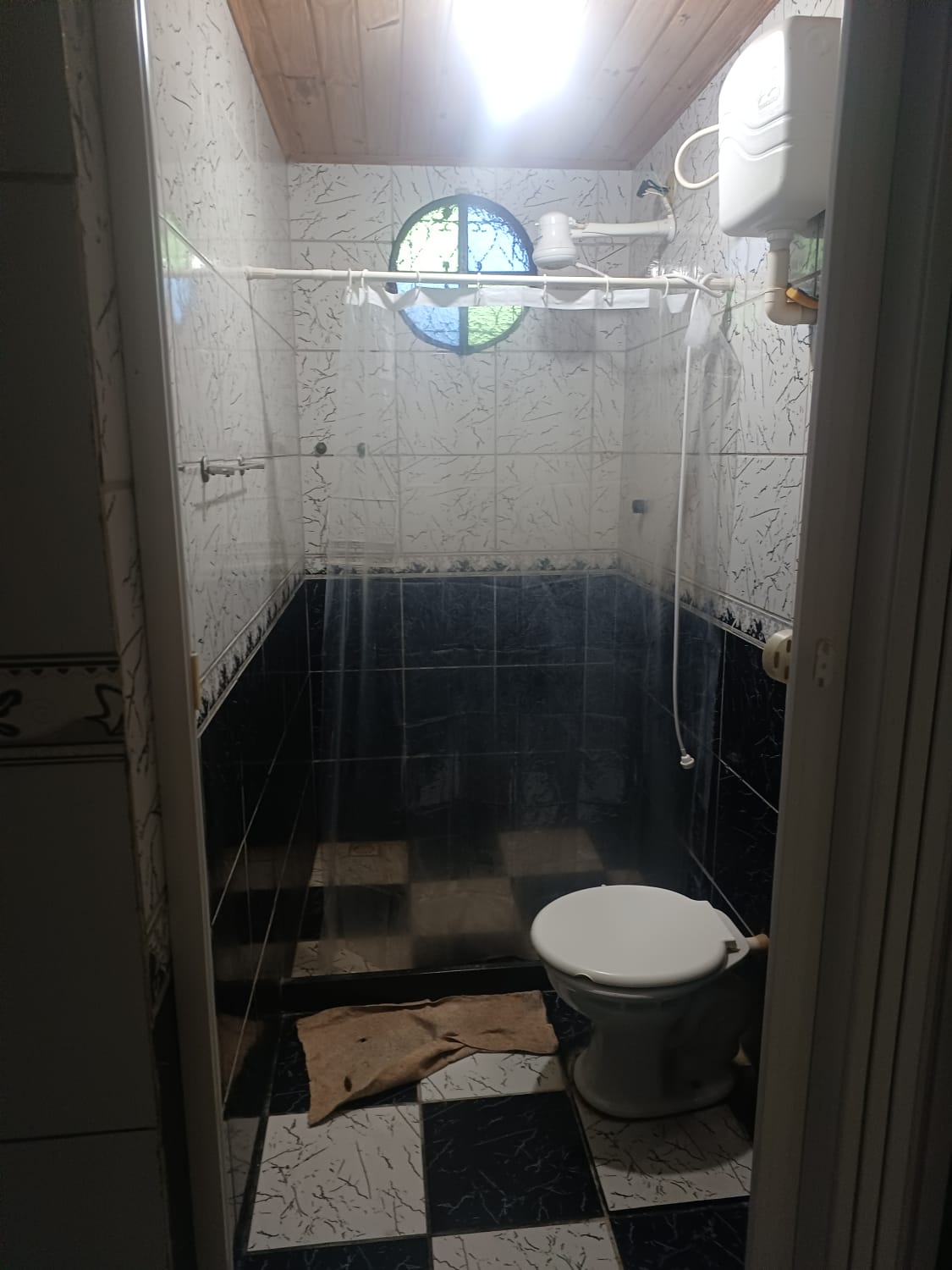 Casa com área gourmet e canil