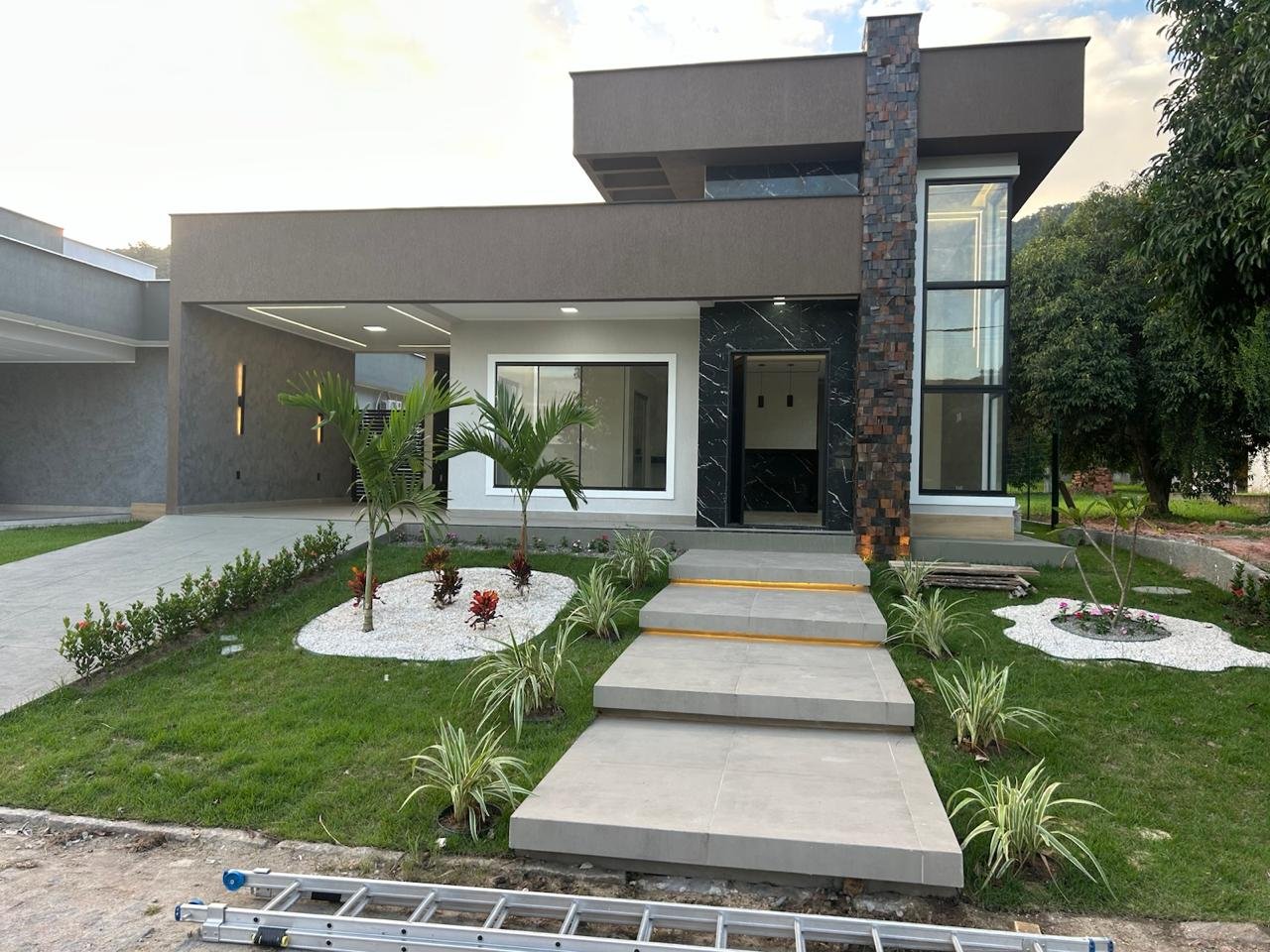 Casa com 3 quartos no condomínio Viveres
