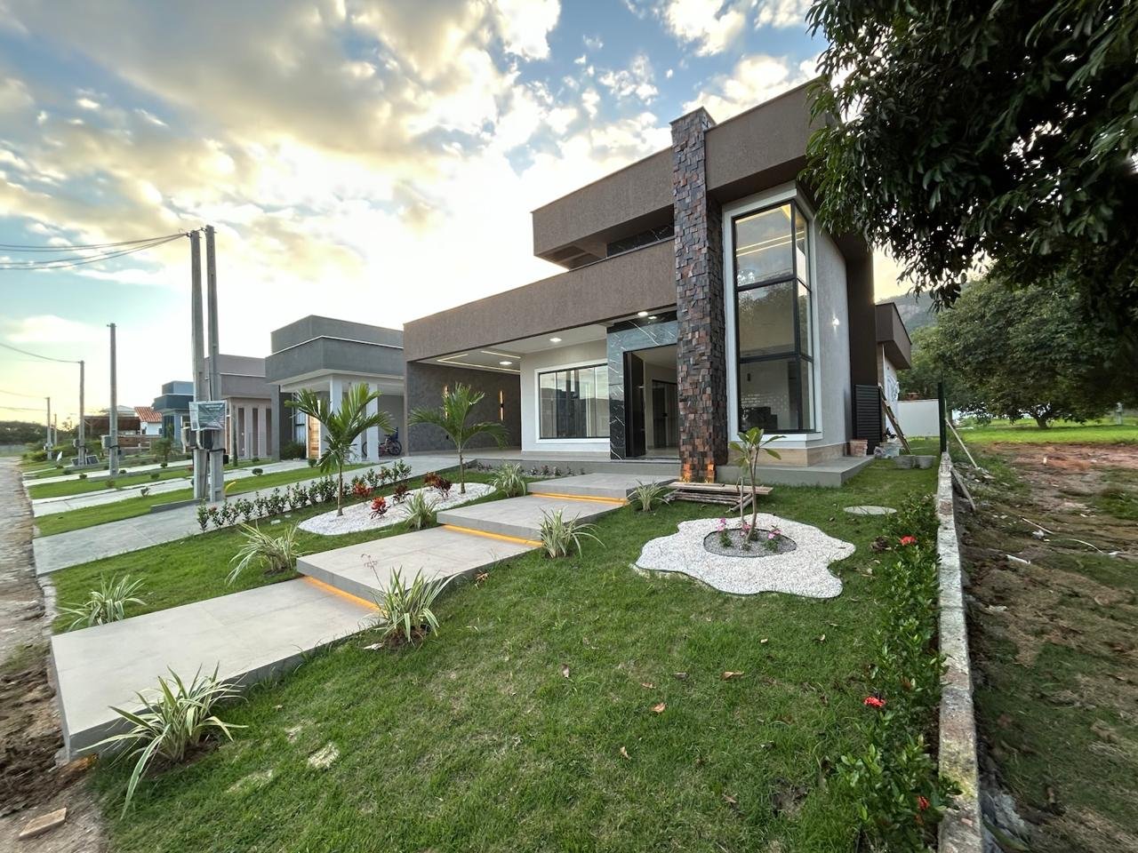 Casa com 3 quartos no condomínio Viveres