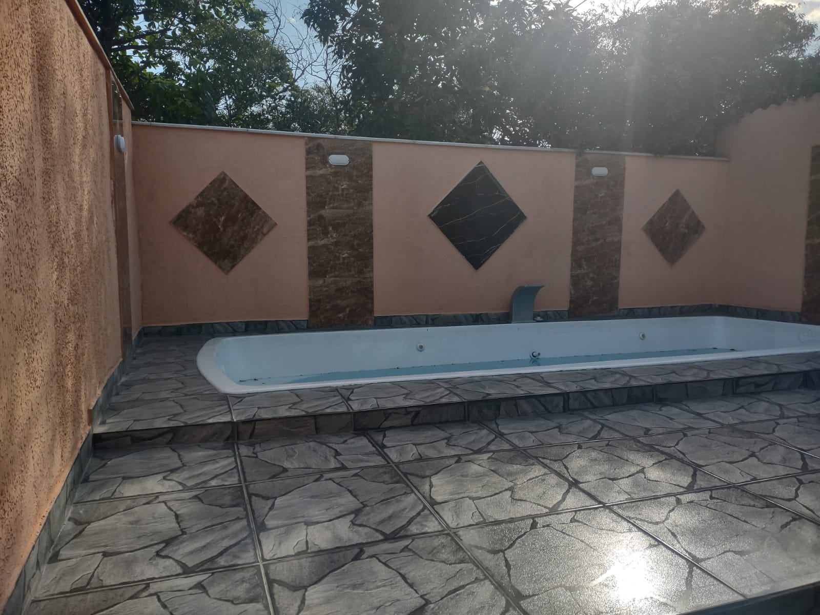 Casa com piscina e área gourmet