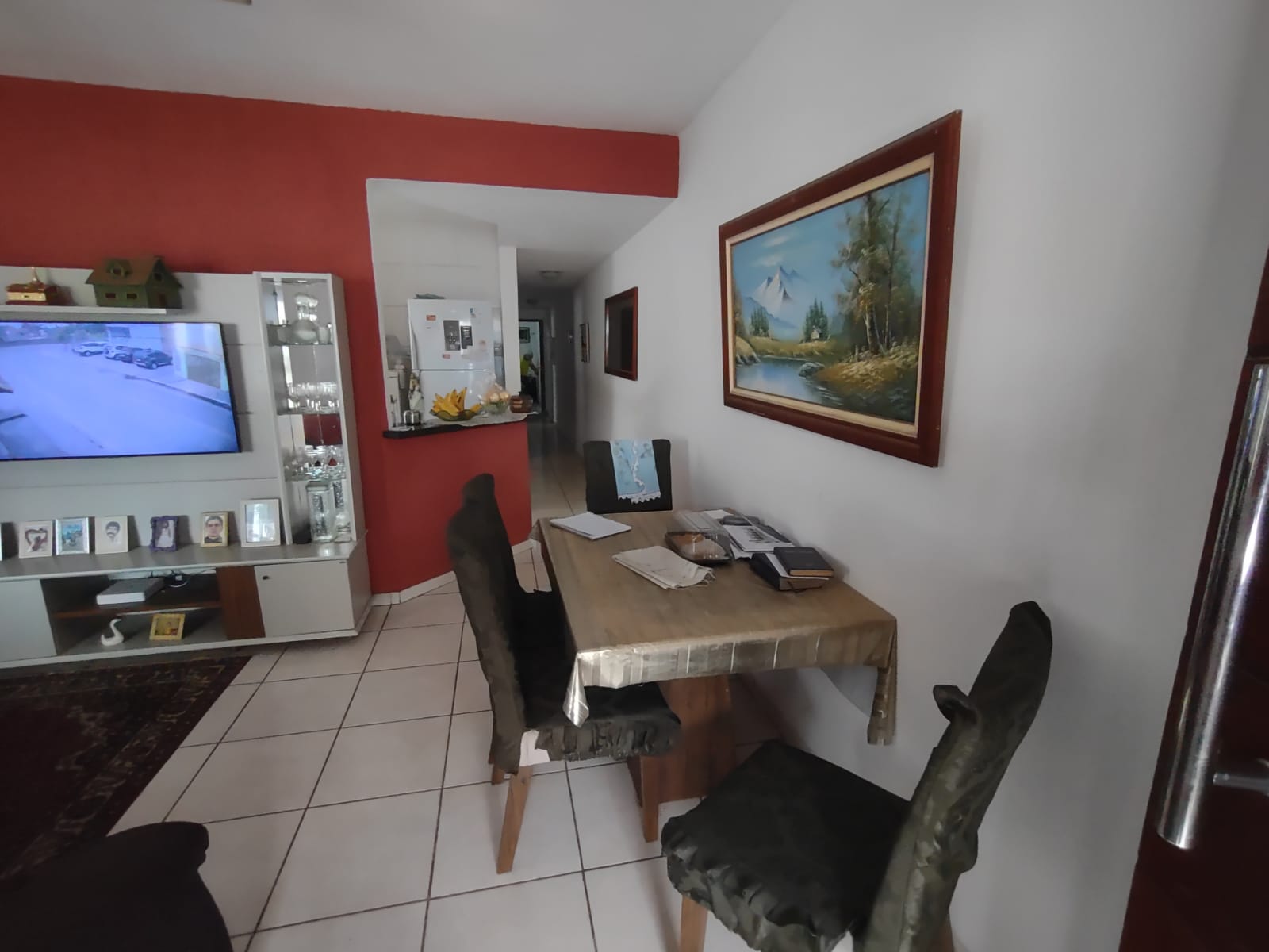 Casa com piscina e área gourmet