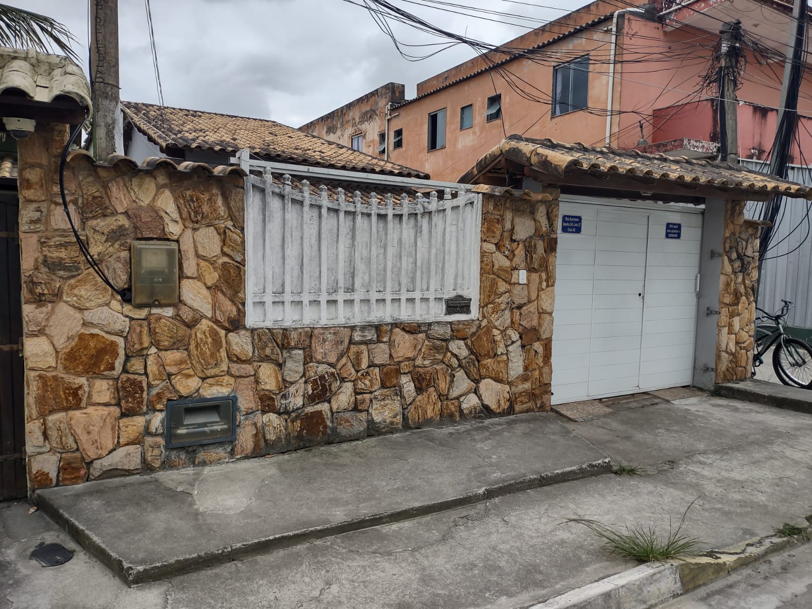Casa com piscina e área gourmet