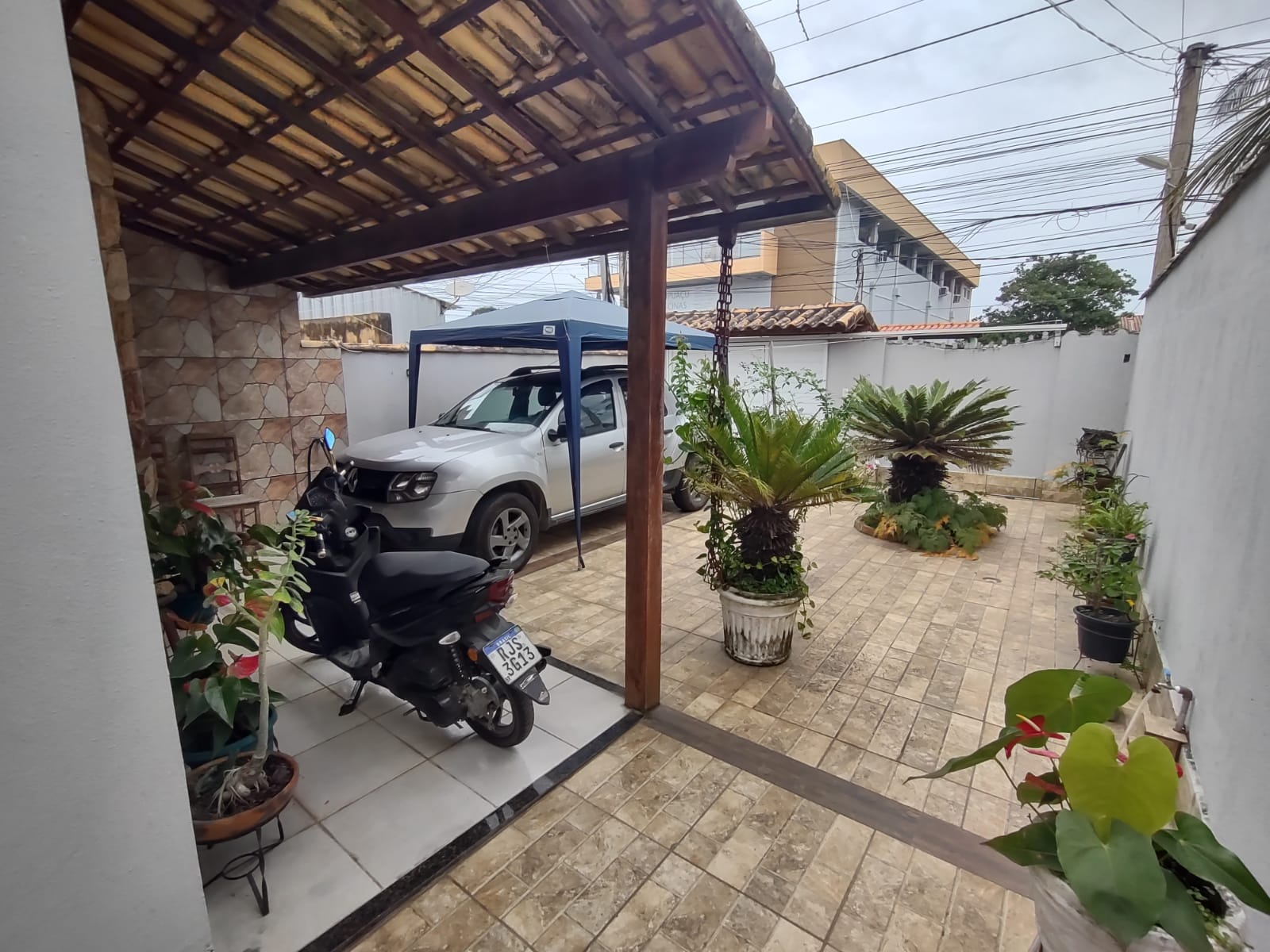 Casa com piscina e área gourmet