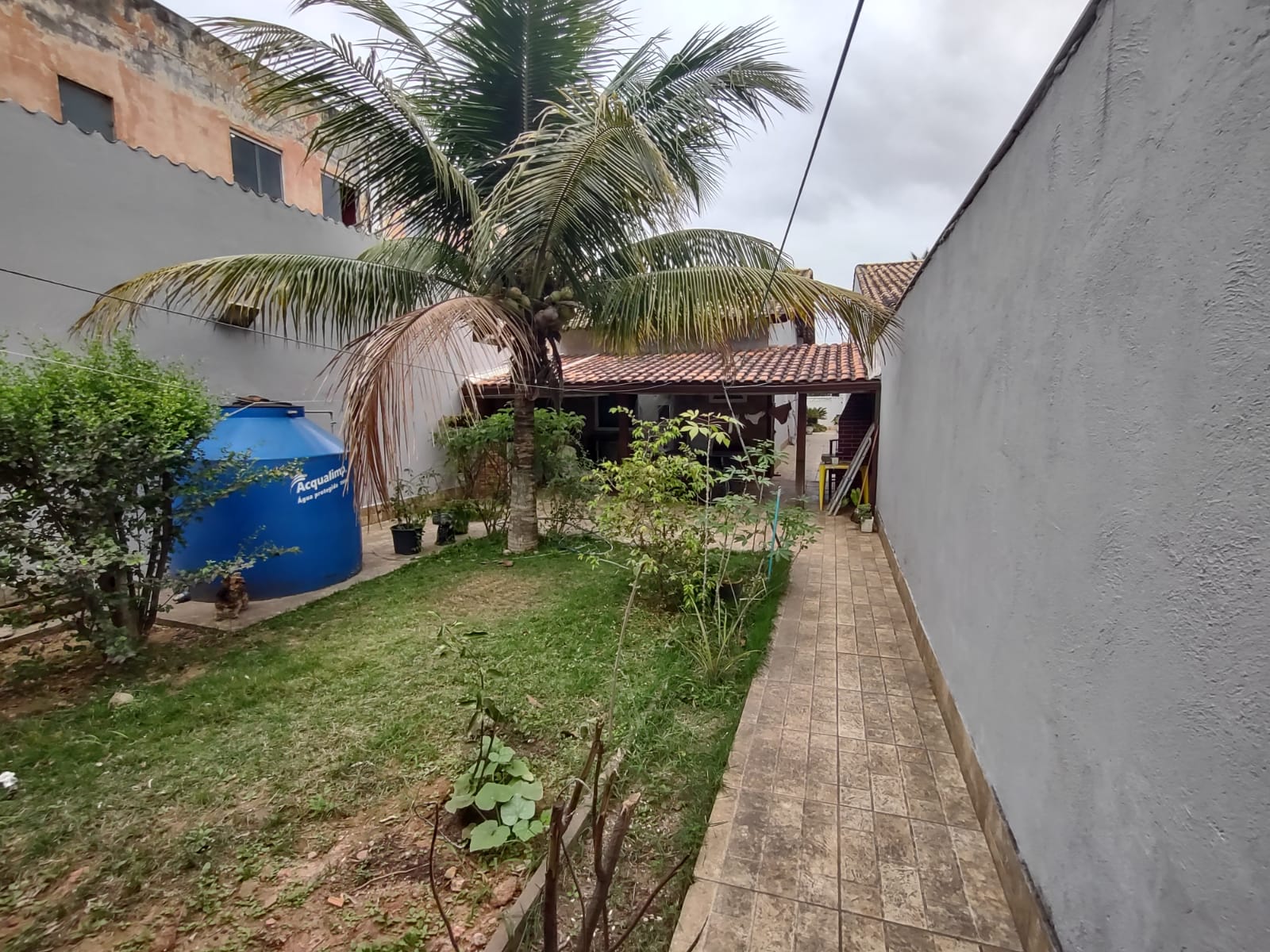 Casa com piscina e área gourmet